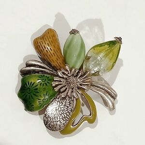 Elegant Green and Silvertone Shamrock Pendant